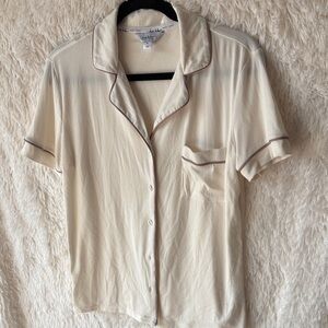 Nicole Miller Cream Ribbed Top